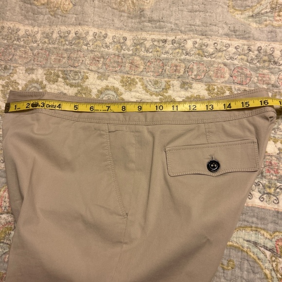 Burberry Capris - Picture 6 of 7